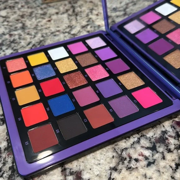 RARE! ABH Norvina Collection Pro Pigment Palette Vol. 1 - Picture 4 of 12